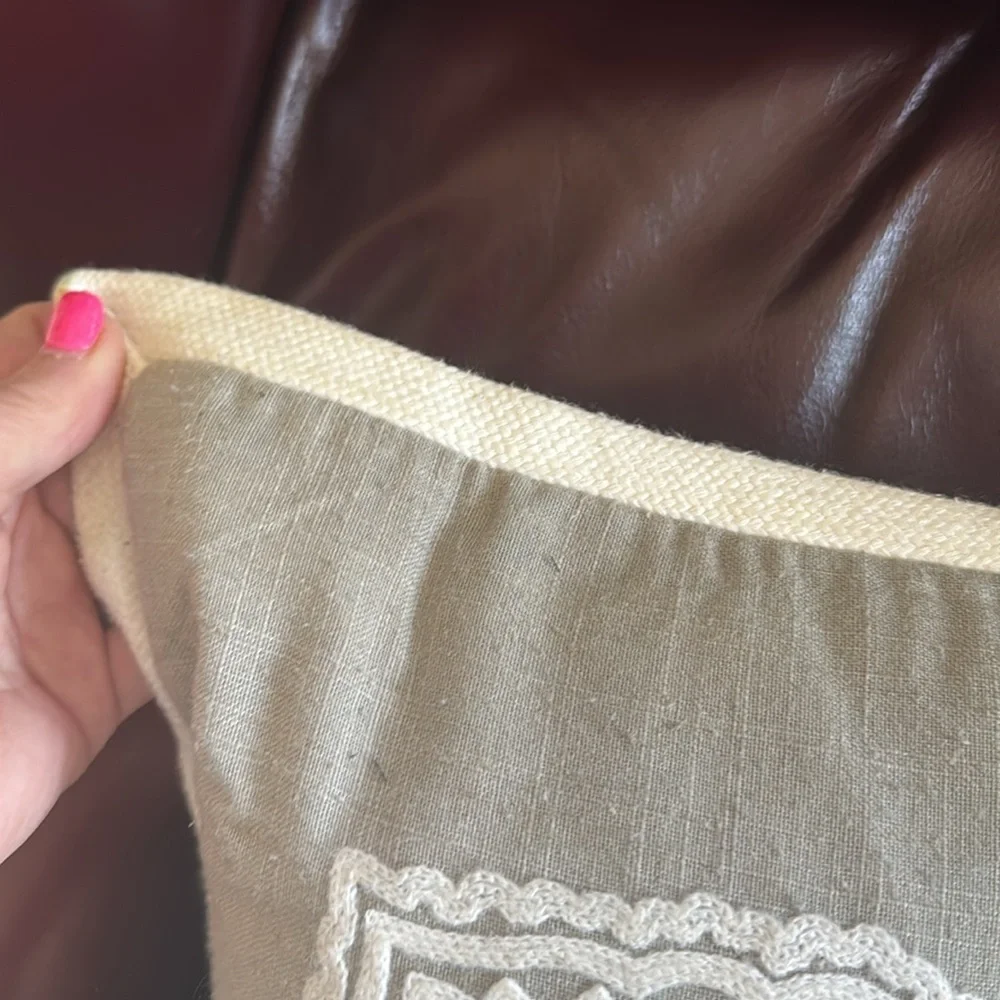 DOMAIN Taupe Ivory Linen Blend Medallion Embroidered Feather Pillow EUC $75
